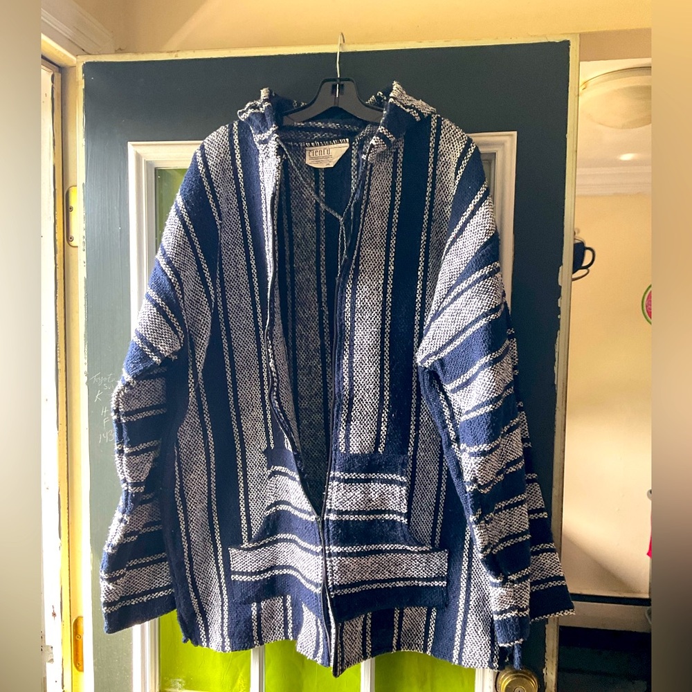 Unisex Pre-Loved Baja. 2XL.